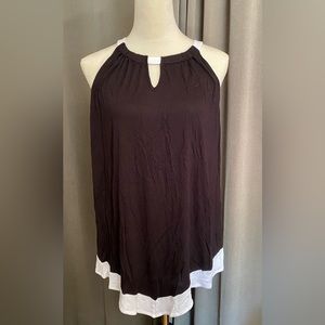 Black and White casual sleeveless top XL NWT
